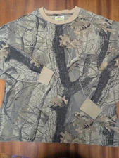 Vintage High Peak Realtree Hardwoods Camo Shirt Mens 3XL Pocket T Ribbed USA