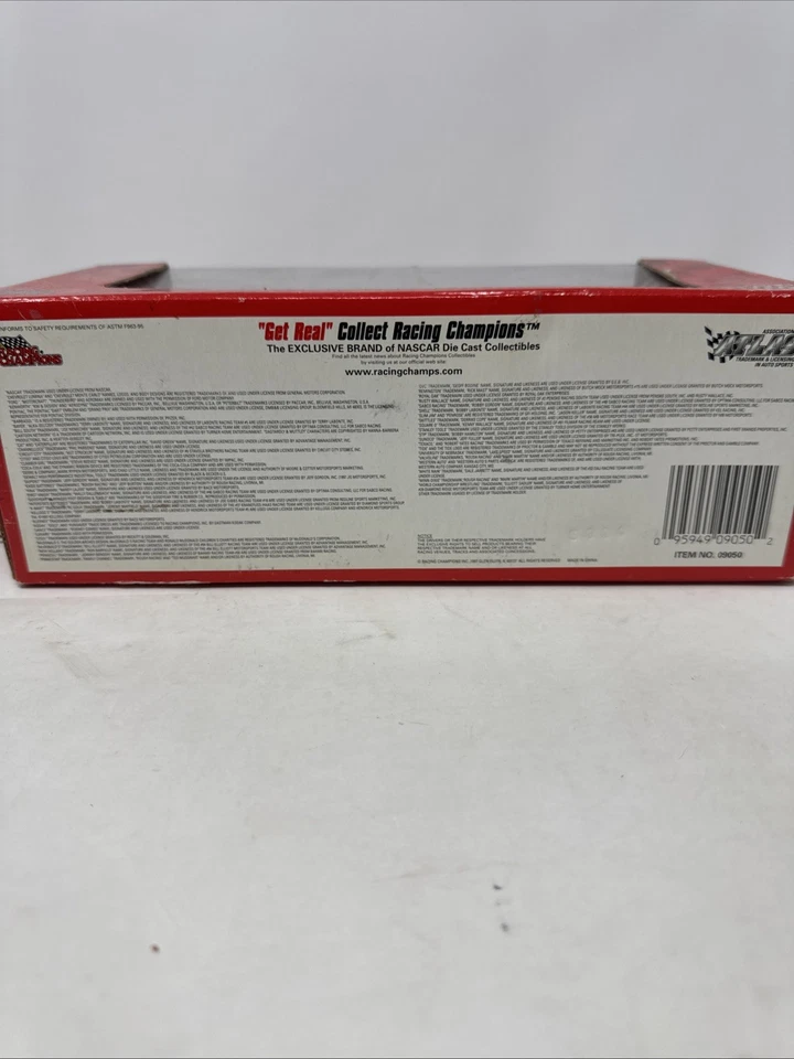 NASCAR Racing Champions fundido 1:24 1997 94 Ron Barfield New Holland - Imagem 4 de 4