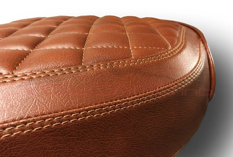 Funda de asiento antideslizante de cuero sintético Ducati Scrambler 800 2015-2018 diseño Volcano Foto 2 de 3