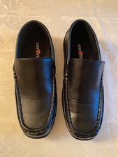 Deer Stags Booster Black Leather Boy s Slip-On Loafer Casual Shoe, Size 4M