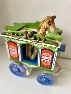 Steiff Golden Age Of The Circus Giraffe & Circus Wagon 4167/5000
