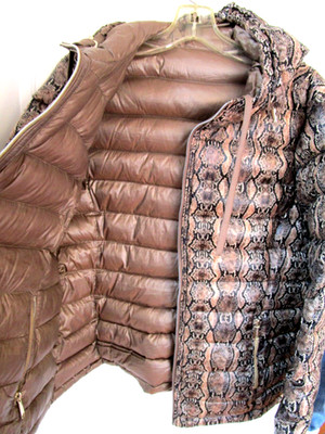 Calvin Klein Reversible Down Puffer Jacket Snake Print Hood Packable Womens XL