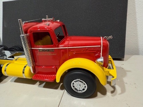 SMITH MILLER LF MACK CABINA PERSONALIZZATA CON EXTRA COSTRUITA DA SMITH MILLER SCALA 1/16 - Foto 3 di 7