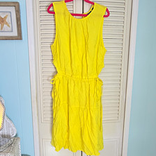 GAP Women's Dress M Yellow Solid Sleeveless