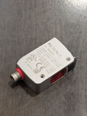 KEYENCE  LR-ZB250CN Distance Based Laser Sensor. New(No Box)