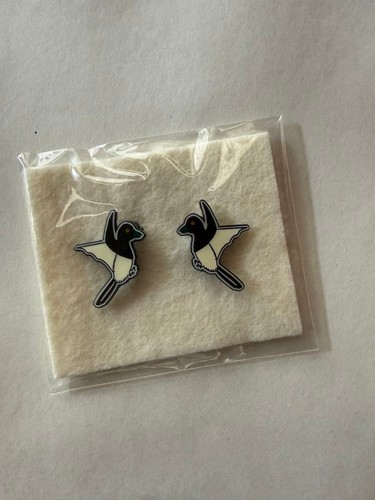 Visvim Men Wallet Pin Badge Harvest Wings VHTF Designer Collection Popular Produ