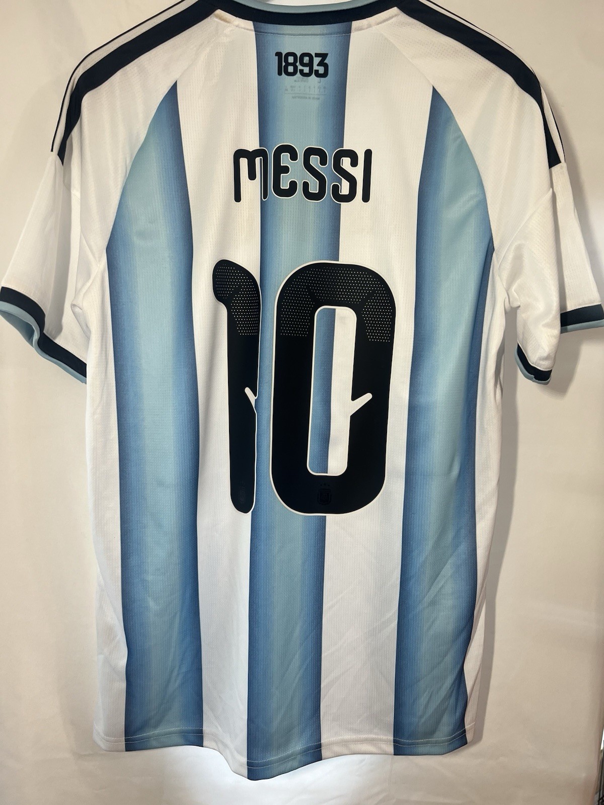 Adidas Authentic Argentina 2026 World Cup 3 Star Home Jersey Messi # 10 NWT L