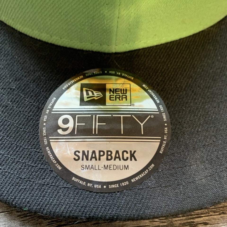 Oregon Ducks Snapback Hat Cap Green Yellow, Adjustable, Embroidered Size Med/lar - Image 4 of 4