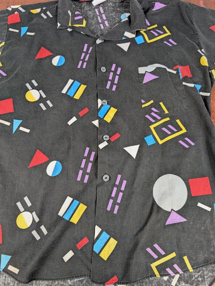 VTG 80s 90s Black Mens Button Up SS Shirt Colorful Geometric Grunge Skate Sz L - Image 3 of 4