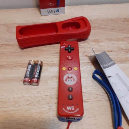 Nintendo Wii Plus Mario Theme RVLAPNR1 USZ - Picture 7 of 8