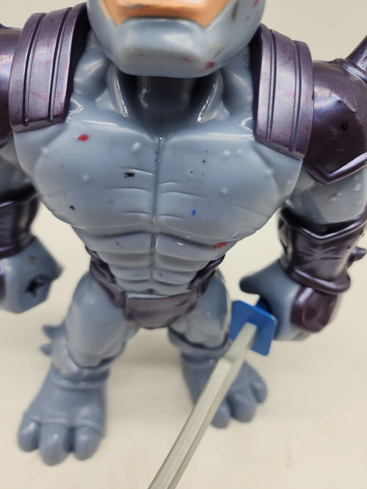 Figura de rinoceronte Hasbro Heroes Marvel Mega Mighties 10” Playskool rara con espada Foto 3 de 4