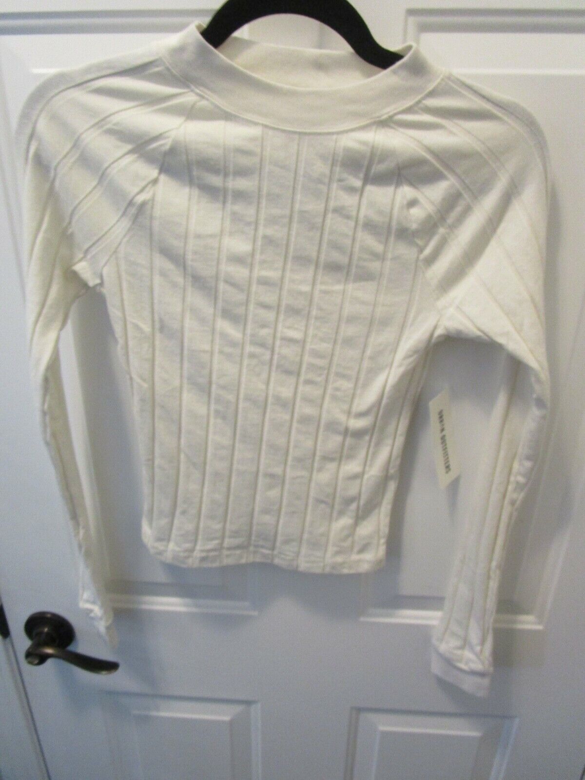 URBAN OUTFITTERS BDG EMBER LONG SLEEVE IVORY TOP SIZE MEDIUM NEW
