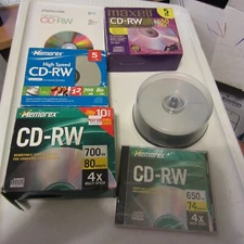 CD-RW LOT OF 40 DISCS DIFFERENT BRANDS  GREAT DEAL