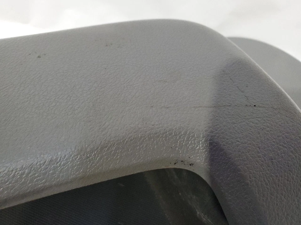 Painel de acabamento interno da porta dianteira esquerda usado serve: 2012 Ford E350 VAN grau A - Imagem 4 de 4