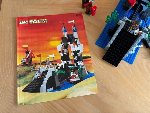 LEGO 6078 Castle Royal Knights Drawbridge 1995 Used 100% with Box & Instructions