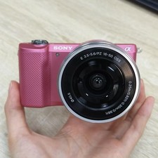 Sony a5000 Pink Camera 16-50mm Lens - 20.1MP Wi-Fi NFC 180 Flip Selfie Screen