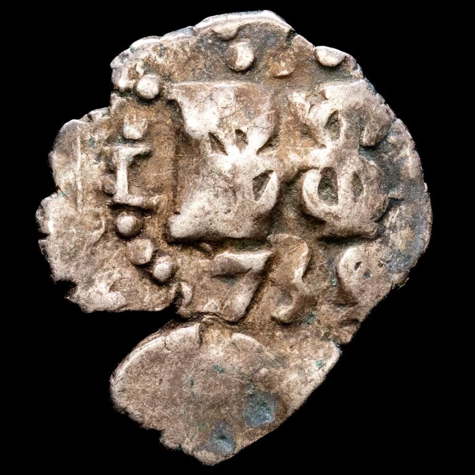 Felipe V 1/2 Real (1,17 грамма) 1735/4 Lima N CAL-NO CITA хорошее состояние - Изображение 2 из 3