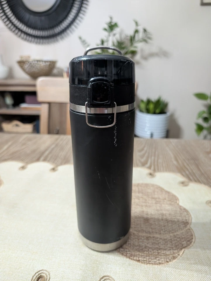 Botella de agua Thermos Icon Series de acero inoxidable con caño - 24 onzas, negra Foto 3 de 4