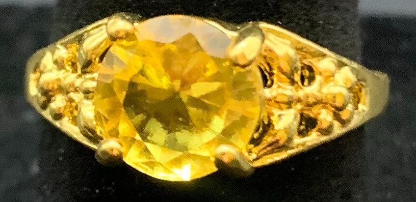 Vintage Antique Gold Tone Yellow Rhinestone CZ Ring - Size 7