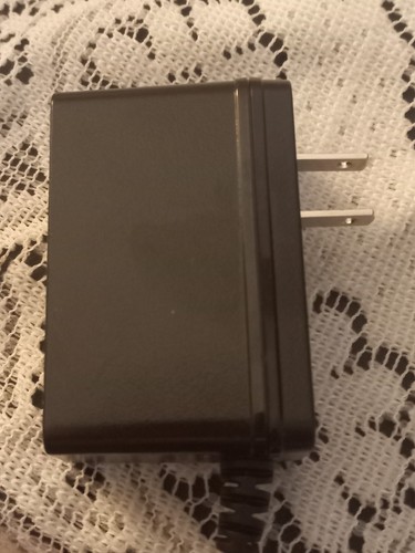 Motorola 8x4 Docsis 3.0 Cable Modem Plus N450 Router Model MG7315 - Picture 7 of 10