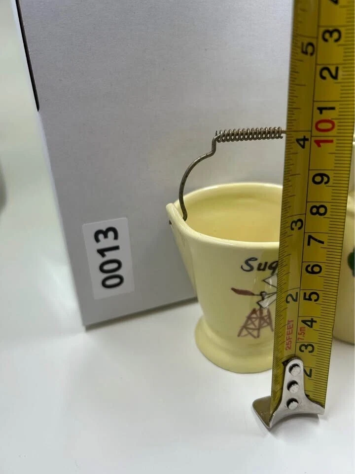 Juego Vintage Crema y Azúcar Cerámica Amarilla Estilo Granja con Molino de Viento y Casa de Campo Foto 3 de 3