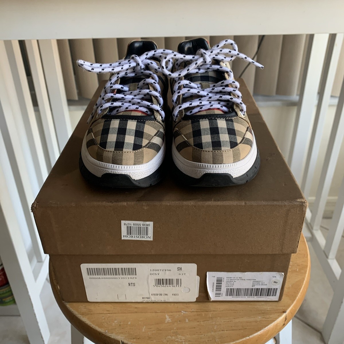 Burberry London England Brockton Check Archive Beige Burberry London England Brockton Check Archive Beige