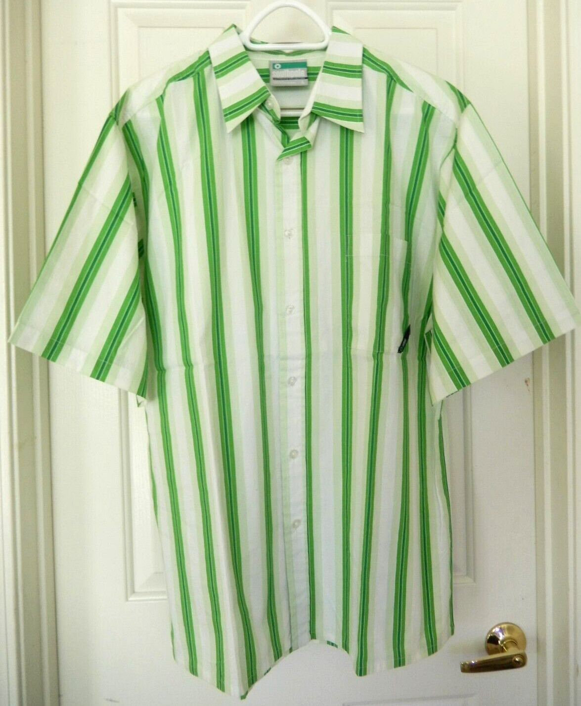 Southpole Authentic Collection Button Up Short Sl… - image 1