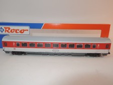 ++ J48 H0 1:100 Roco 45087 IC Großraumwagen 2. Kl. Bpmz grau/rot KKK NEM NEU