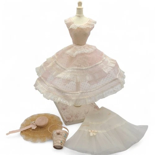 Vintage Mattel Barbie PLANTATION BELLE #966 4pc Dress Hat Purse Slip Set