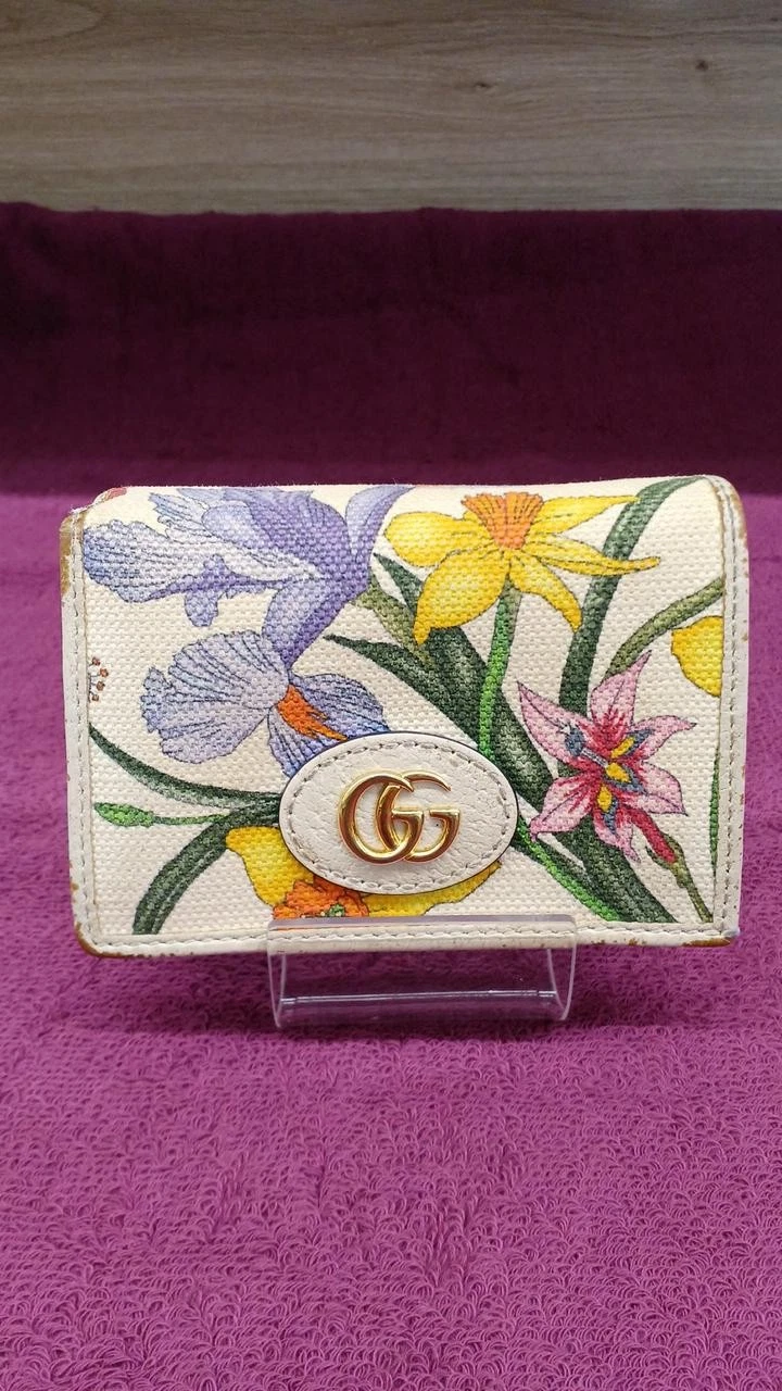 Gucci — GUCCI Floral Print Bifold Wallet 4.3 inch White