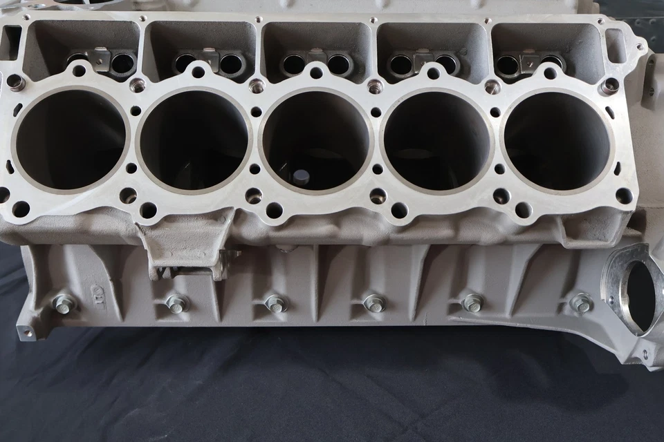 5004038AB NUEVO OEM 2001-2002 DODGE VIPER GTS RT/10 BLOQUE DE CILINDROS MOTOR Foto 3 de 4