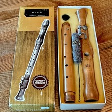 Gill Tenor C Wood Recorder-excellent condition w/cleaner and original padded box
