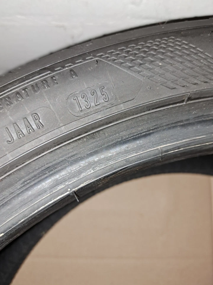 4 x Goodyear Sommerreifen 225/40 R19 93V DOT 13/25 - Bild 3 von 3