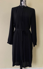 Uniqlo Womens Dress+ Underdress - Black - Size S