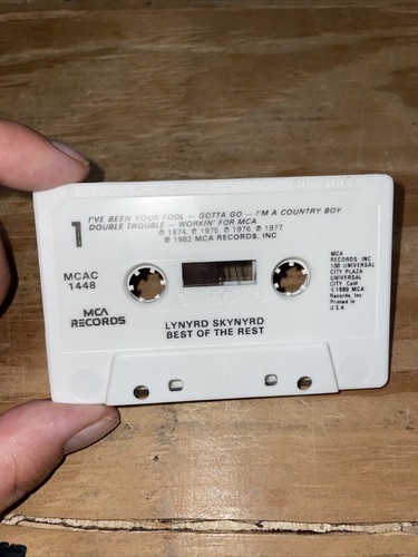2 Lynyrd Skynyrd Cassette Tapes - Second Helping & Best of the Rest - Picture 10 of 15