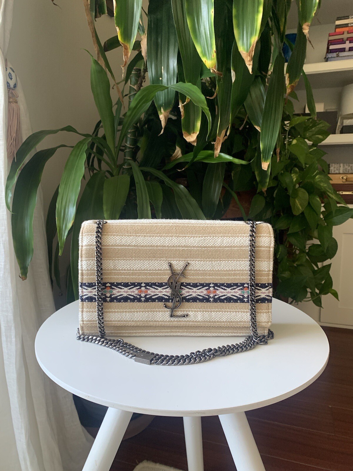 SAINT LAURENT Ysl nuova borsa con patta in toilette e pelle