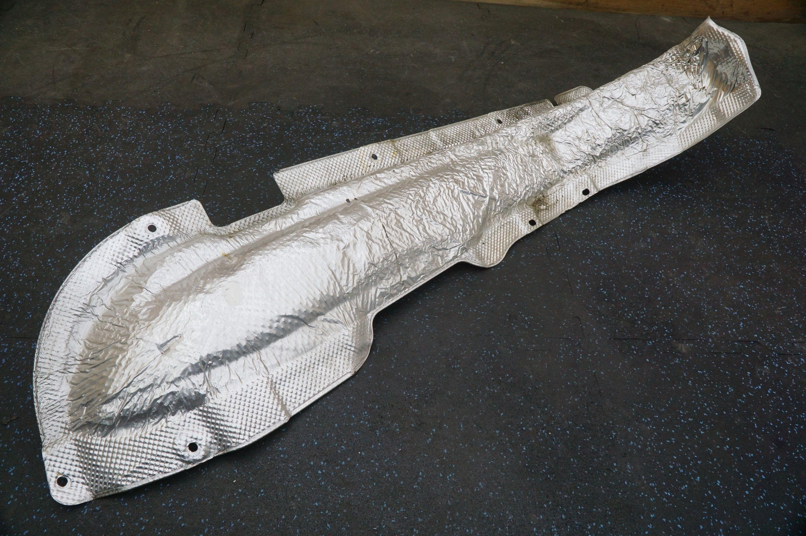 Left Exhaust Heat Shield Insulation 51487201189 Rolls Royce Ghost Dawn 2016
