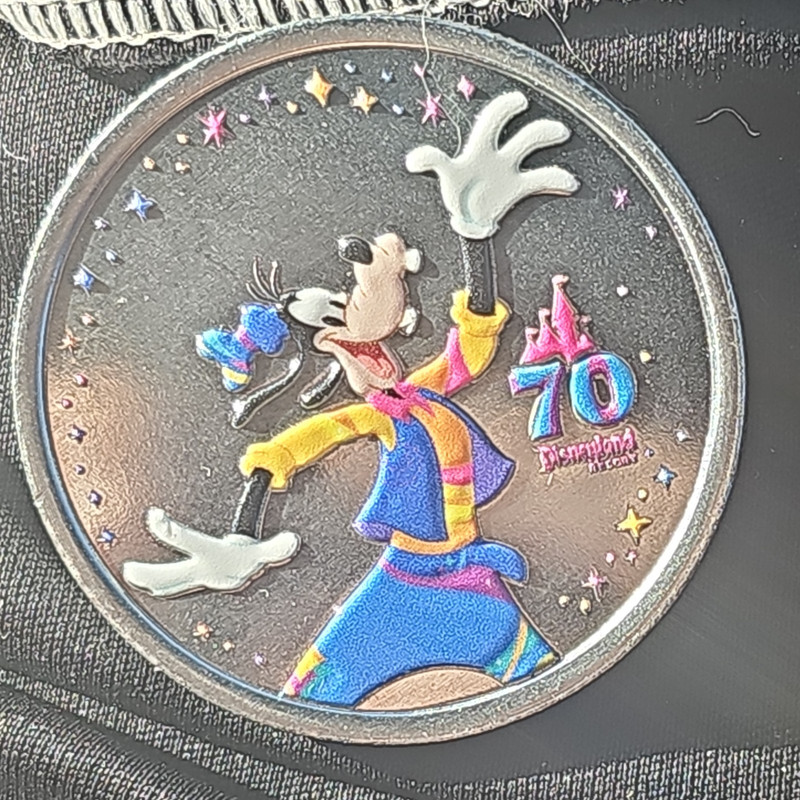 Disney Disneyland 70th Anniversary Goofy Coin Official Disney Souvenir