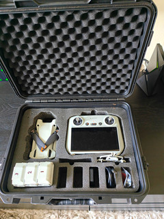 DJI Mini 3 Pro Ready to Fly Drone DJI RC Screen Controller 3 Batteries Case