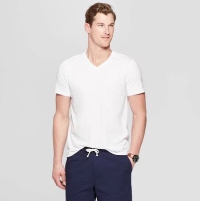 Goodfellows Everyday Wear V-Neck White Standart Fit Tag Free T- Shirt Mens Small
