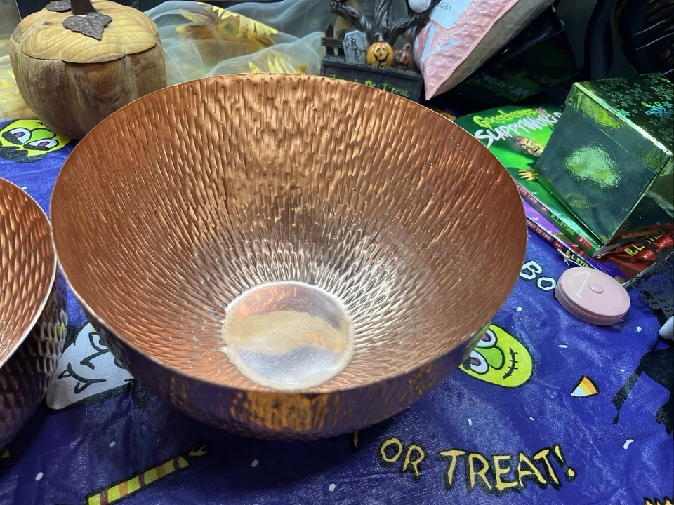 Godinger Gatherings Copper Bowl Set Hammered Metal Tray 2 Bowls Beautiful - Image 4 of 4