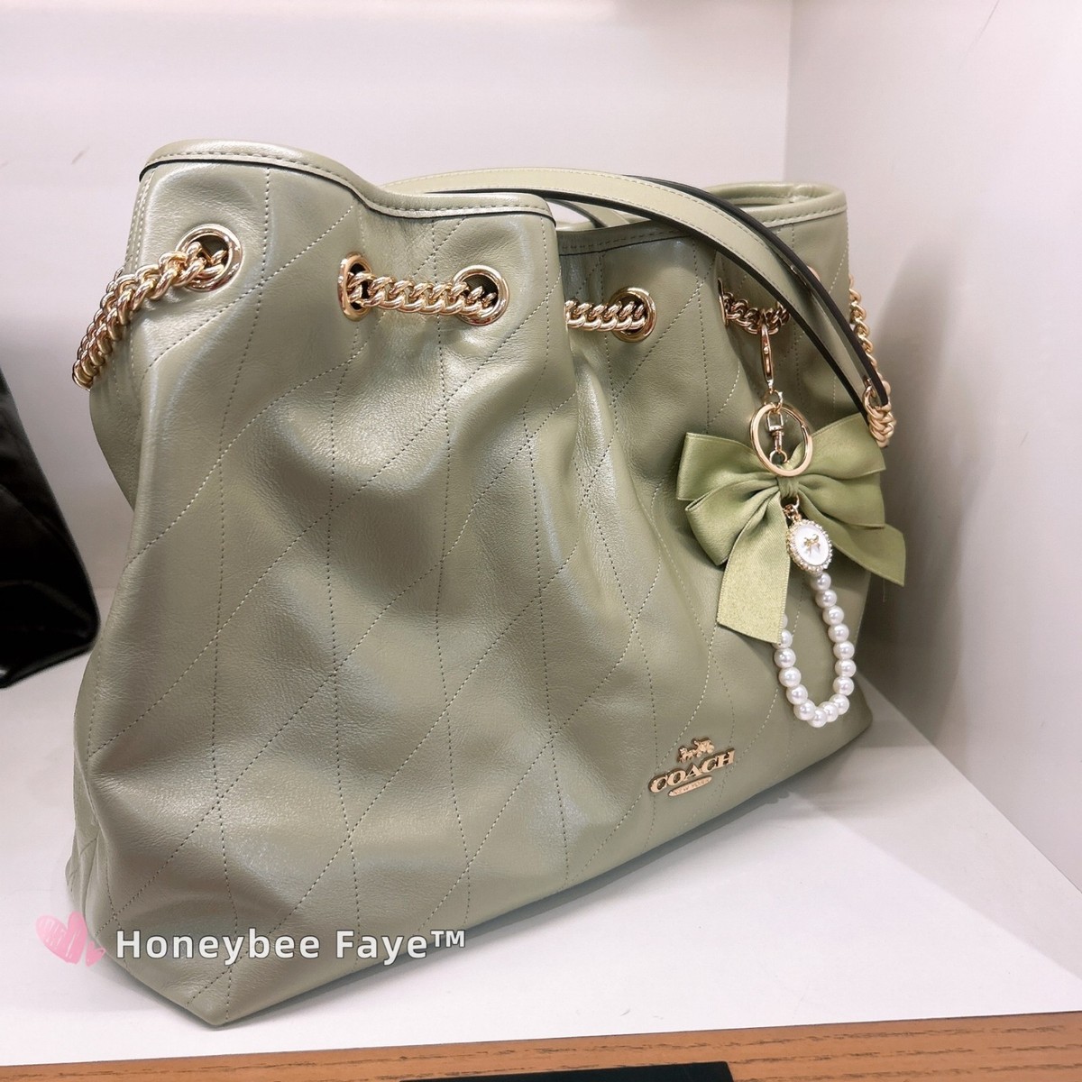 NWT Coach CDR00 Evelyn Shoulder Bag With Quilting Gold/Pistachio