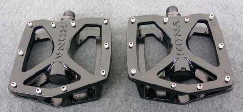 New Kona Black Pedals 9/16 Will Fit Any Old School BMX / Mountain Bike Crankset - Picture 2 of 6