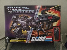 Transformers G.I. Joe x Transformers Megatron H.I.S.S. Tank & Baroness