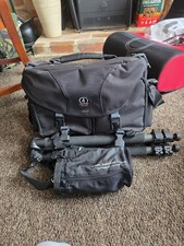 Velbon Geo E630 Carbon Fibre Tripod.With Nice Quality Camera Case.Great Quality.