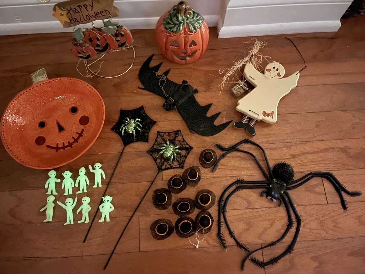 Lot of cheap halloween decorations
