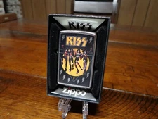 KISS ORANGE MOON AND LIGHTNING BOLTS ZIPPO LIGHTER MINT IN BOX