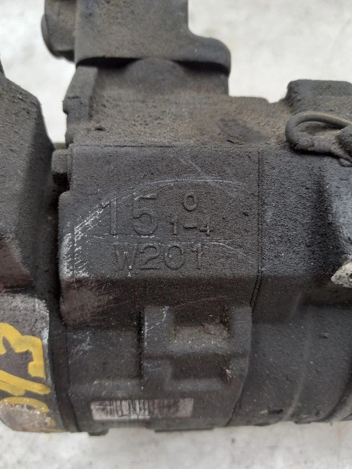 01 02 03 TOYOTA RAV 4 COMPRESOR AC 2.0L Foto 3 de 4