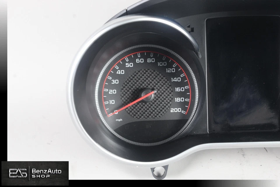 2015 梅赛德斯 W205 C63 S AMG 仪器速度计集群 2059006618 原始设备制造商 138k — 第 2/4 张图片