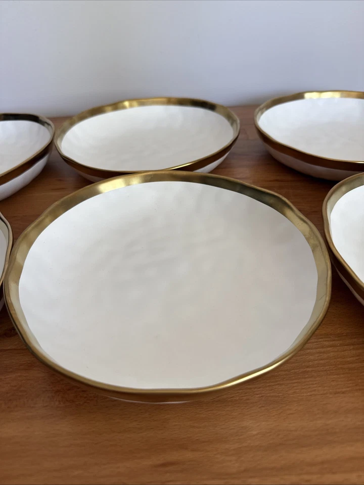 Cuenco para servir 10 pasta texturizada blanca Strawberry Street borde festoneado grueso Foto 2 de 4